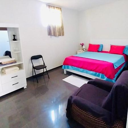 Cozy Home With Terrace Views! Понта до Сол Екстериор снимка